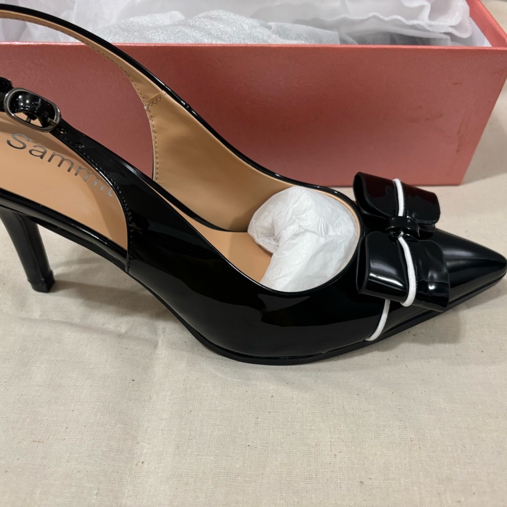 Cute brand new slingbacks